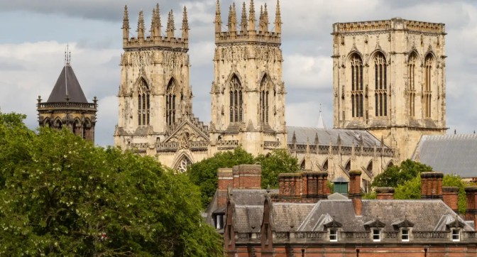 A landscape view of York Minister to represent in home care services provided by Blossom Home Care